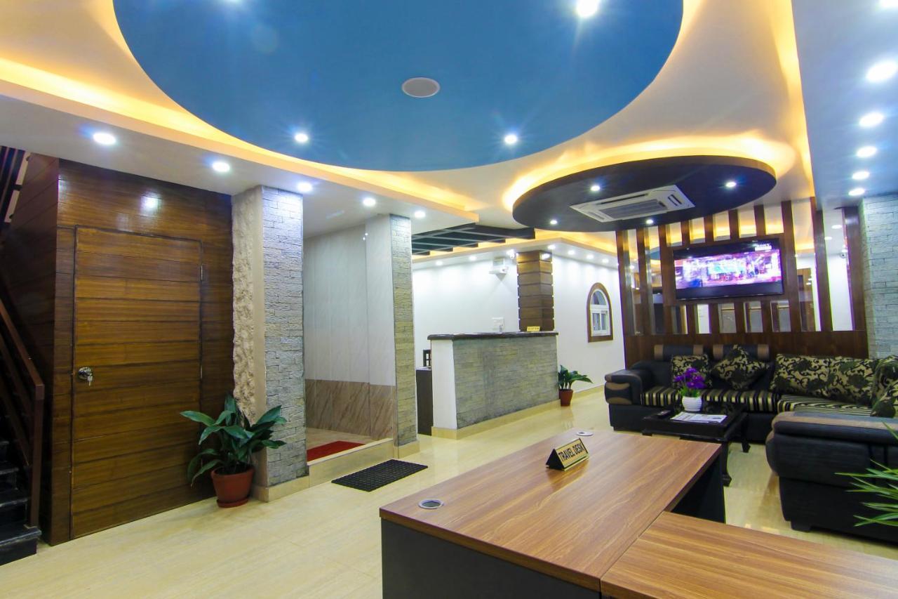 Hotel Lakeside Pvt. Ltd. ポカラ エクステリア 写真